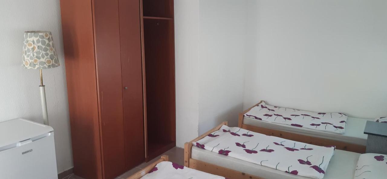 Aqua Hostel Siofok Bagian luar foto