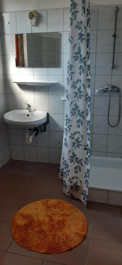 Aqua Hostel Siofok Bagian luar foto